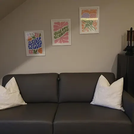 Apartamento Neumühler Hof - Moderne Janica Mit Entspannte Lage, Kurze Fahrt Zur Stadt Mit Kostenfreien Wlan Und Netflix Schwerin (Mecklenburg-Vorpommern)